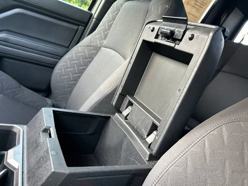 Used 2025 Toyota Tacoma SR5 RWD image 36