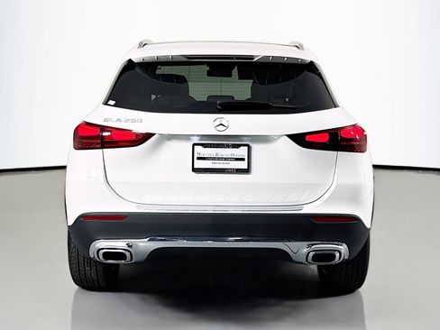 New 2026 Mercedes-Benz GLA 250 image 3