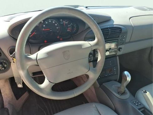 Used 1999 Porsche 911 Carrera RWD image 19