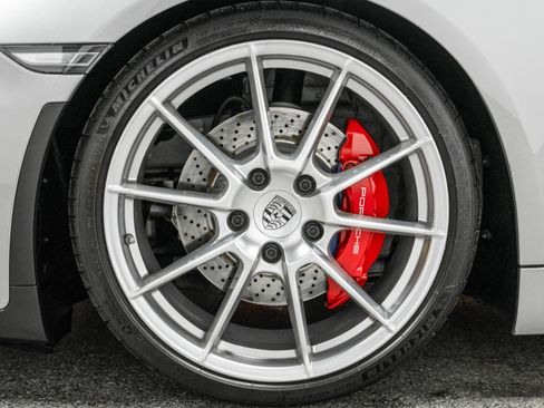 Used 2016 Porsche Boxster Spyder image 9