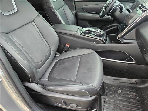 Certified 2022 Hyundai Tucson Limited image 22
