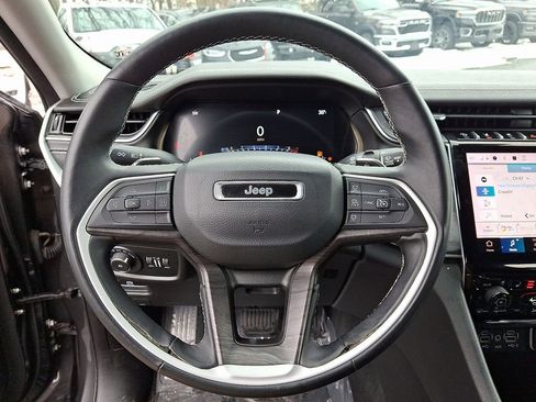 Used 2022 Jeep Grand Cherokee L Limited image 20