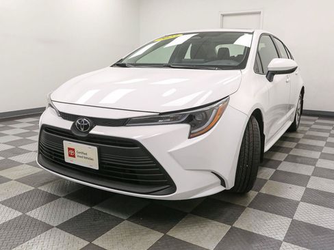 Certified 2023 Toyota Corolla LE w/ LE Premium Package FWD image 5