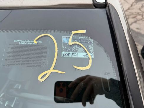 Used 2017 BMW X5 xDrive50i image 30