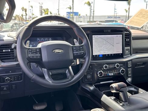 Used 2025 Ford F150 Raptor AWD/4WD image 28