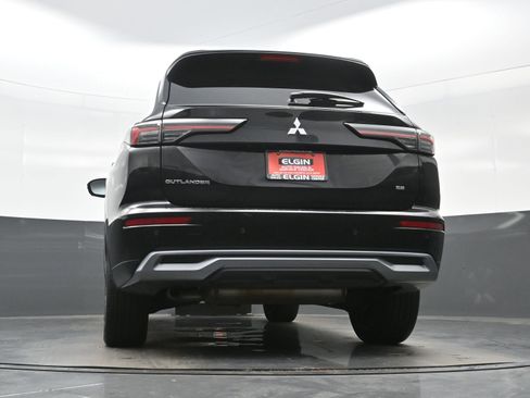 Used 2025 Mitsubishi Outlander SE AWD/4WD image 31