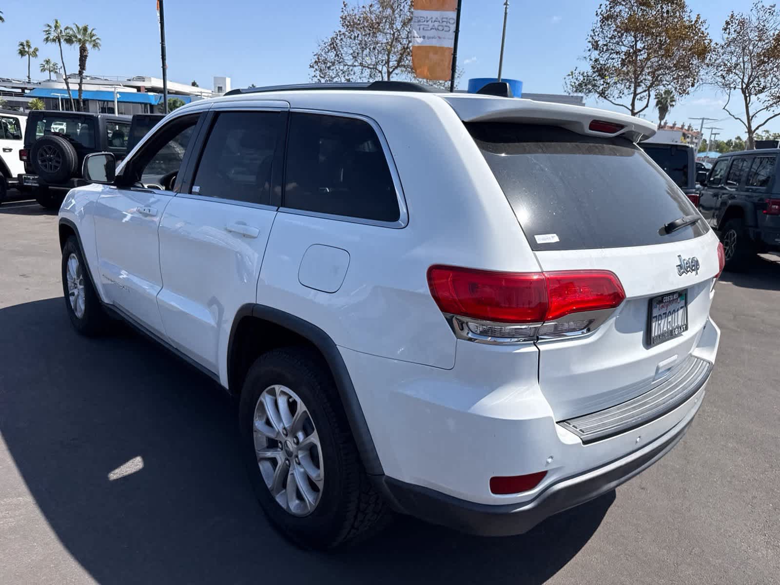 Used 2015 Jeep Grand Cherokee Laredo w/ Quick Order Package 23E RWD image 21