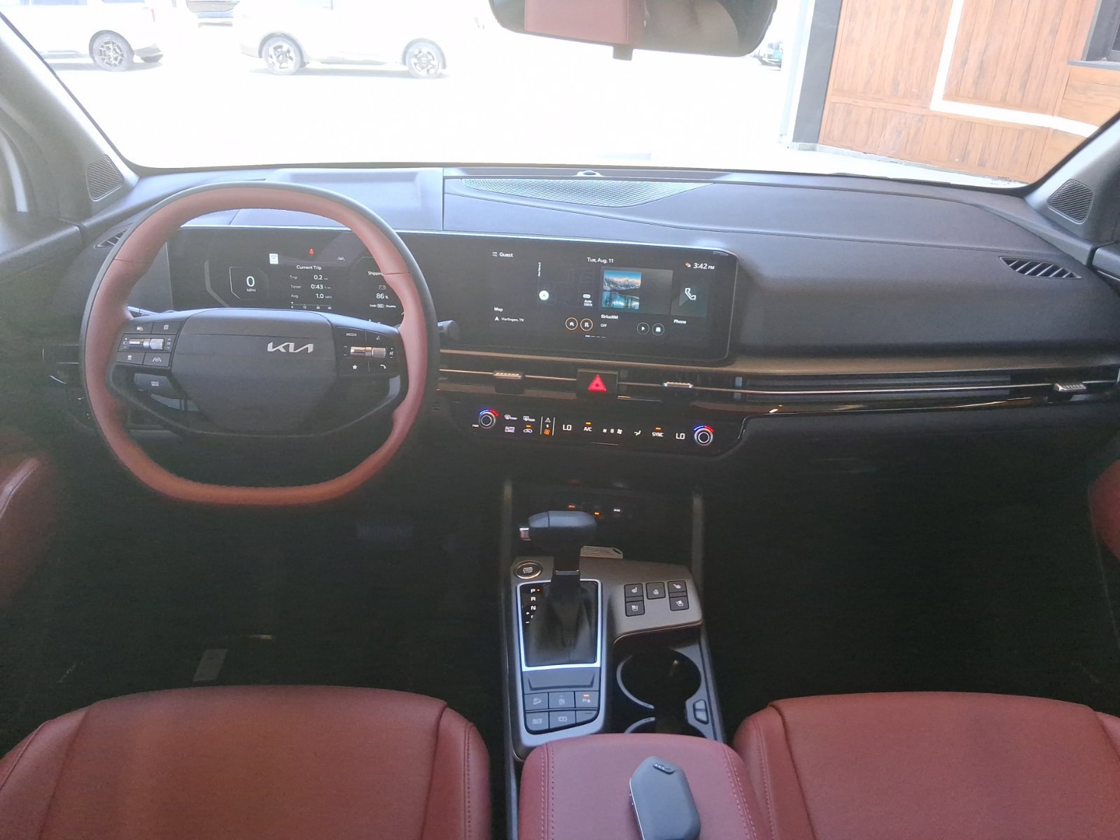 New 2026 Kia Sportage SX FWD image 16