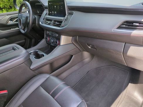 Used 2022 Chevrolet Suburban RST w/ Luxury Package AWD/4WD image 19