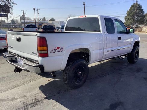 Used 2003 GMC Sierra 2500 SLE w/ Skid Plate Package image 12