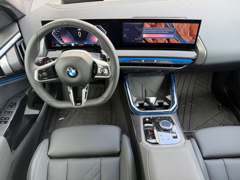 Used 2026 BMW X3 xDrive30 w/ Premium Package image 24