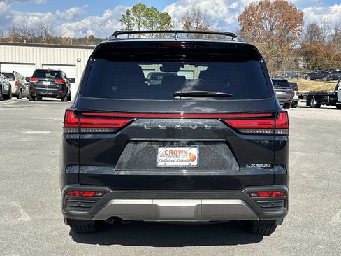 Used 2024 Lexus LX 600 4WD w/ Luxury Package image 6