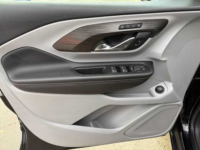 Used 2022 GMC Terrain SLT FWD image 15