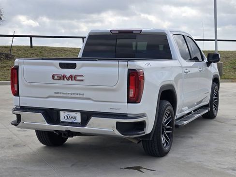 Used 2022 GMC Sierra 1500 SLT w/ SLT Premium Plus Package AWD/4WD image 8