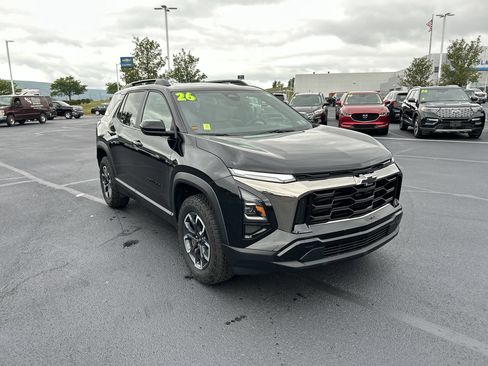 Used 2026 Chevrolet Equinox ACTIV w/ Convenience Package III AWD/4WD image 1