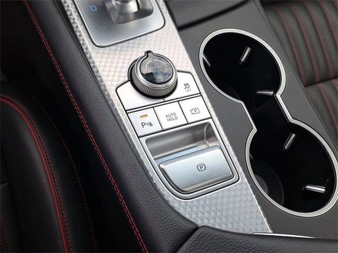 Used 2023 Genesis G70 2.0T w/ Sport Prestige Package image 31