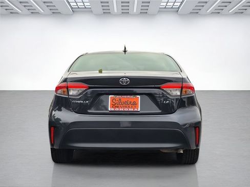 Used 2024 Toyota Corolla LE FWD image 5