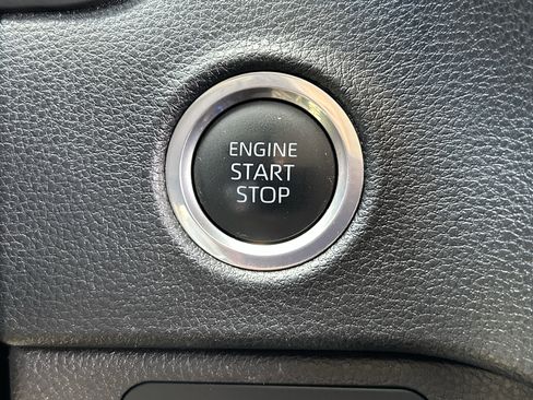 Used 2024 Toyota Tundra SR5 w/ SR5 Convenience Package AWD/4WD image 32