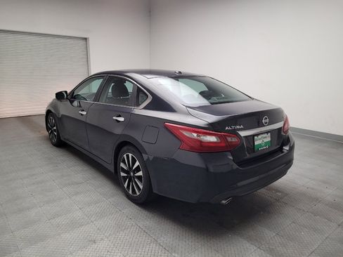 Used 2018 Nissan Altima 2.5 SL FWD image 5