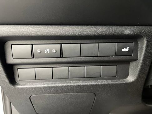 Used 2025 Mitsubishi Outlander SE AWD/4WD image 50