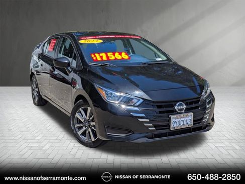 Used 2023 Nissan Versa SV FWD image 1