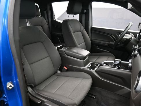 Used 2023 Chevrolet Colorado LT w/ LT Convenience Package II AWD/4WD image 52