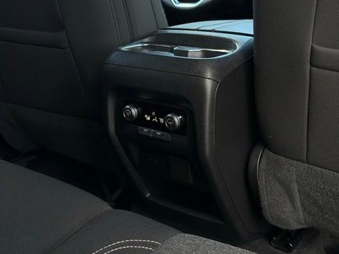 Used 2025 GMC Acadia Elevation image 26