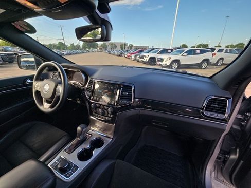 Used 2019 Jeep Grand Cherokee Trailhawk AWD/4WD image 21