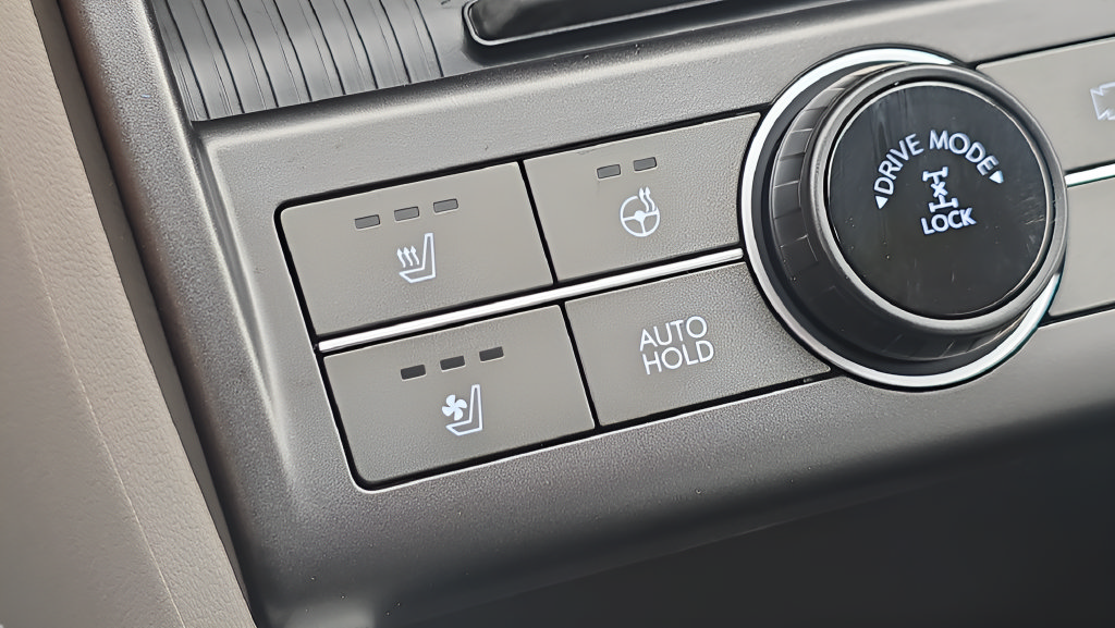 New 2026 Hyundai Kona Limited AWD/4WD image 30