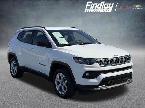 Used 2026 Jeep Compass Latitude AWD/4WD image 1