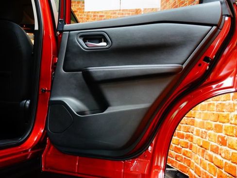 Certified 2025 Nissan Rogue SV AWD/4WD image 47