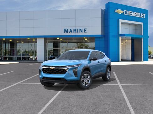 New 2026 Chevrolet Trax LS FWD image 8