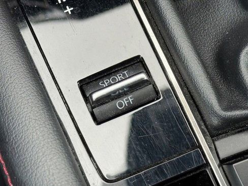 Used 2024 MAZDA MAZDA3 s image 24