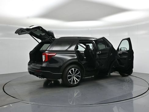 Certified 2020 Ford Explorer ST AWD/4WD image 5