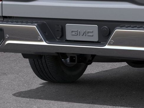 New 2026 GMC Sierra 1500 SLE w/ Preferred Package AWD/4WD image 14