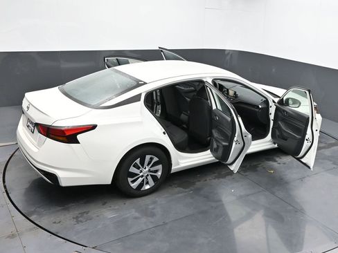 Used 2024 Nissan Altima 2.5 S image 65