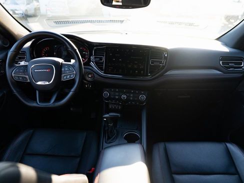Used 2025 Dodge Durango GT image 8