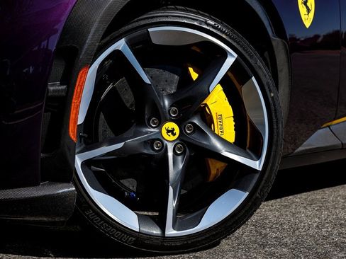 Used 2024 Ferrari Purosangue image 9