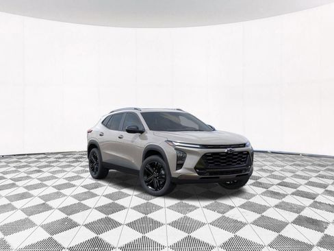 New 2026 Chevrolet Trax ACTIV w/ Sunroof Package FWD image 8
