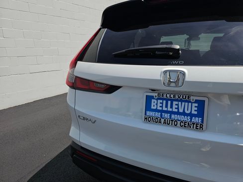 Used 2023 Honda CR-V EX image 15