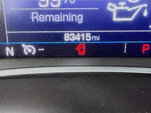 Used 2022 GMC Acadia SLE FWD image 16