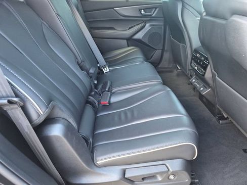 Used 2023 Acura MDX SH-AWD w/ Advance Package image 19