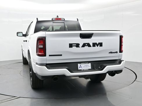 New 2026 RAM 1500 4x4 Crew Cab image 3