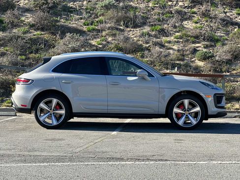 New 2026 Porsche Macan S image 9