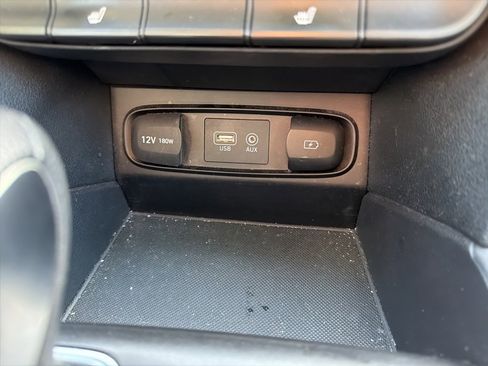 Used 2019 Hyundai Santa Fe SEL image 22