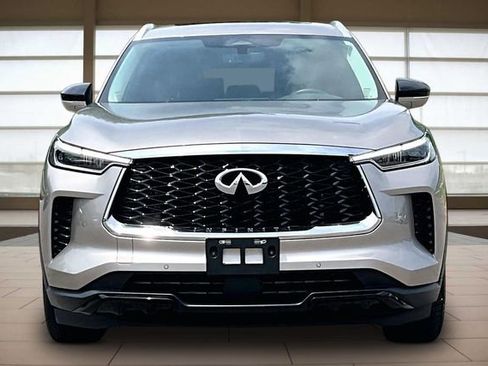 Used 2023 INFINITI QX60 Luxe w/ Performance Audio Package AWD/4WD image 3