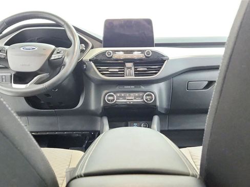 Used 2021 Ford Escape SE w/ SE Sport Appearance Package AWD/4WD image 19