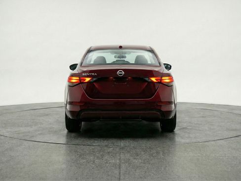 Used 2025 Nissan Sentra SV FWD image 7