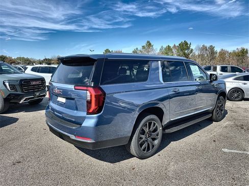 New 2026 GMC Yukon XL Elevation w/ LPO, Floor Liner Package image 11