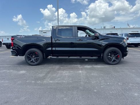 New 2026 Chevrolet Silverado 1500 RST w/ Redline Edition AWD/4WD image 8